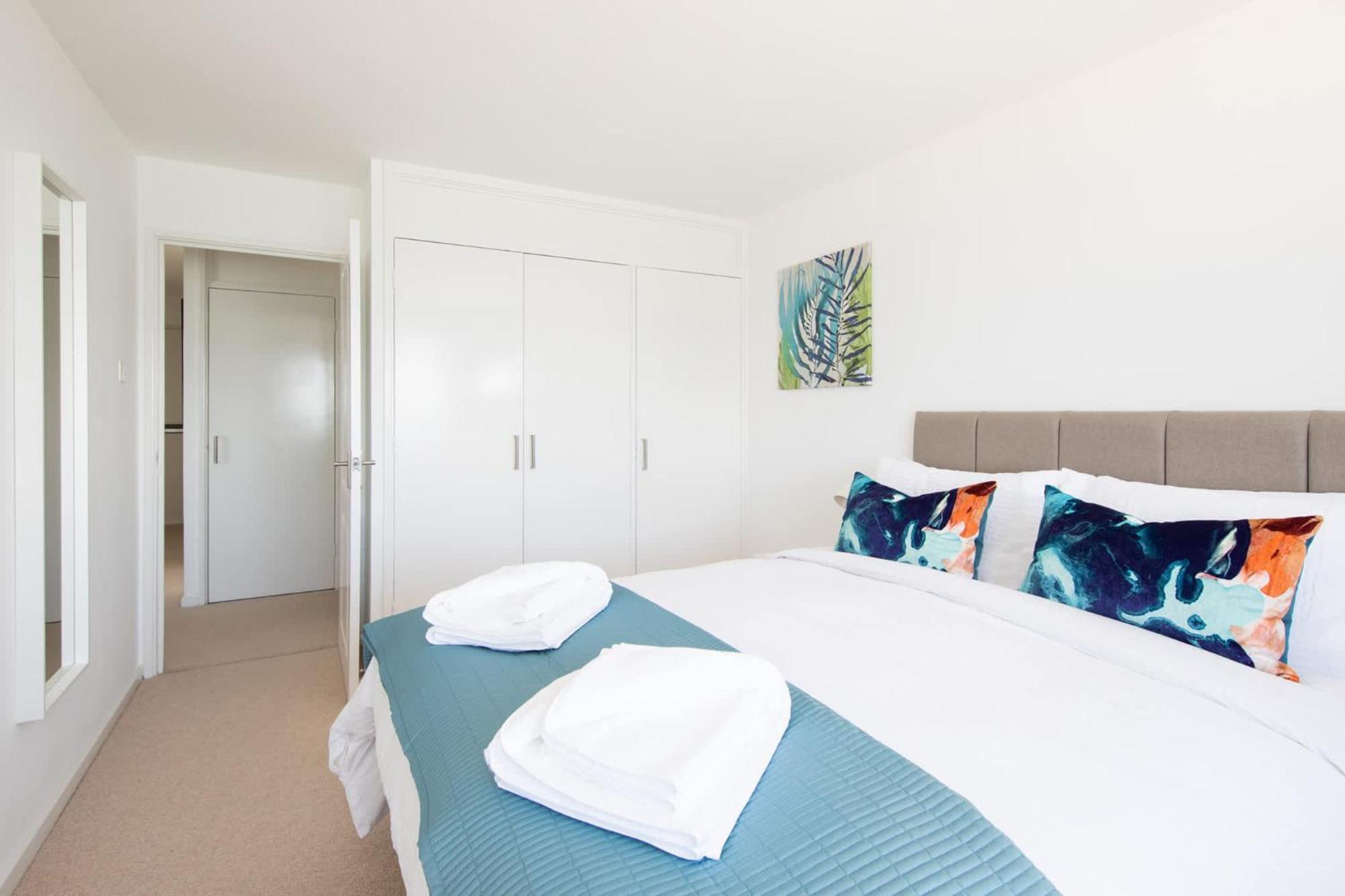 איסט וויטרינג High-End Beachfront Getaway Sea View King Bed מראה חיצוני תמונה
