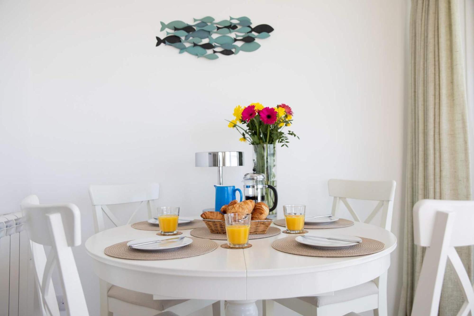 איסט וויטרינג High-End Beachfront Getaway Sea View King Bed מראה חיצוני תמונה